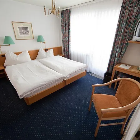 Matterhorn Hotel Tasch